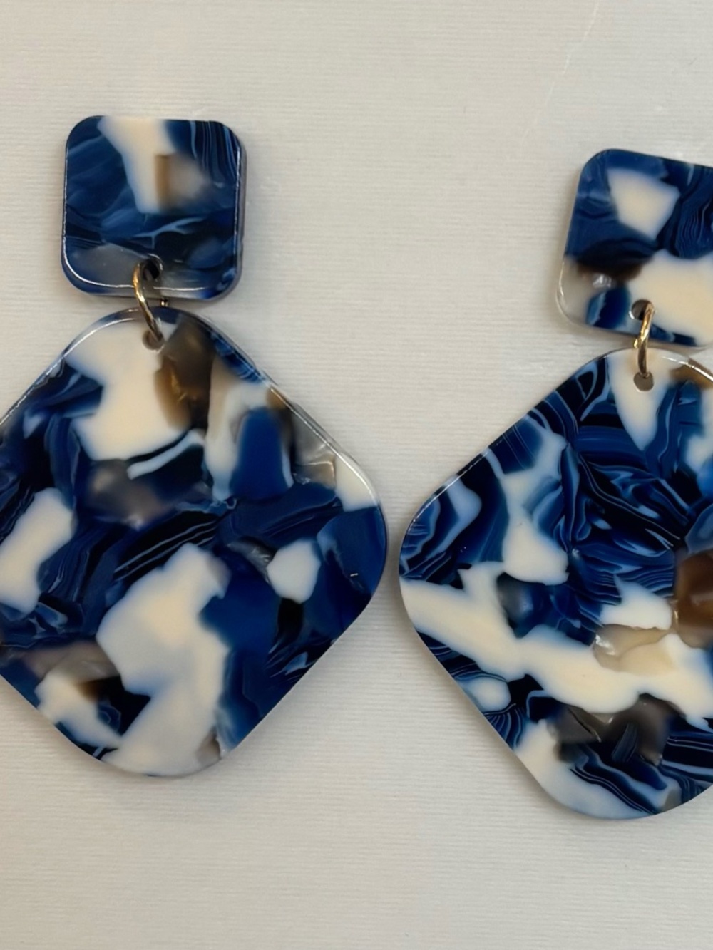Hexagon Shaped Blue, Brown and White Earrings NWT